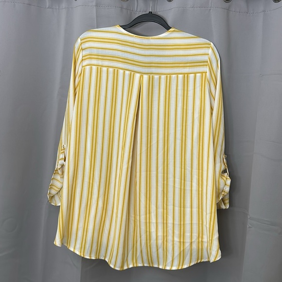 West Kei Allan Surplice Rolltab High Low Top XXL. Yellow and White. - Picture 2 of 10